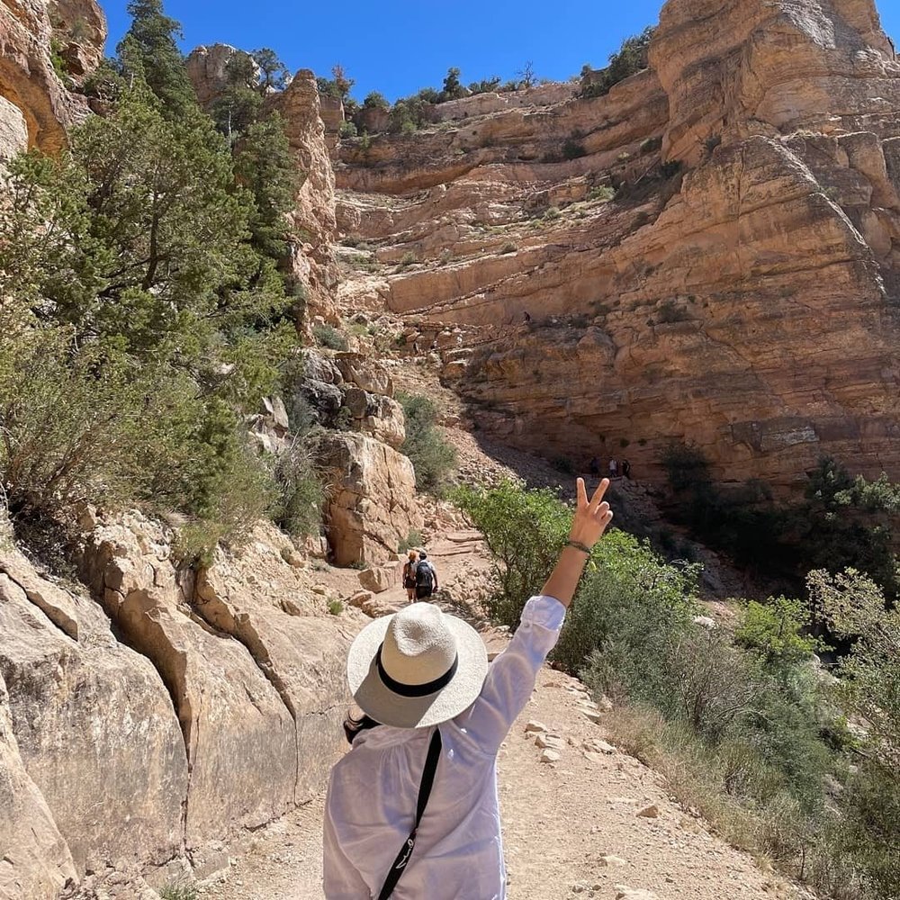 Meet your Posher, Chloe